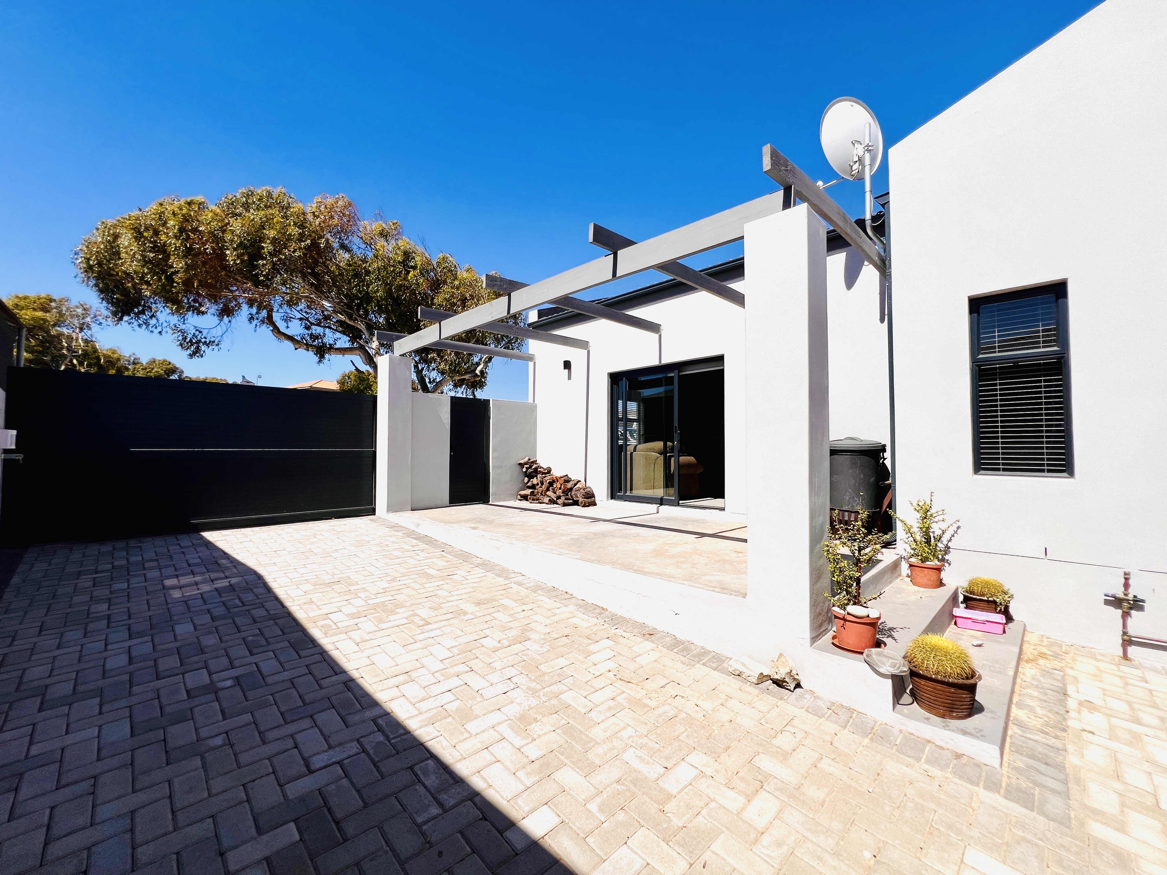 4 Bedroom Property for Sale in Country Club Western Cape